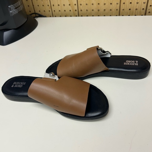 Anthropologie Brown and White Sandals - Picture 4 of 5